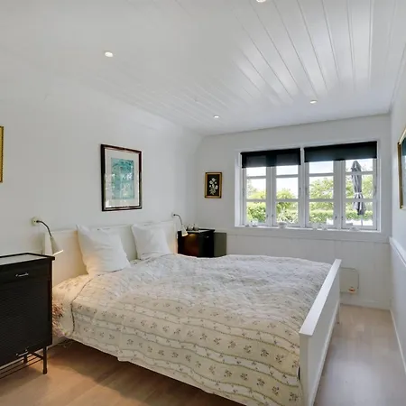 Tamer - 500m To The Fjord By Interhome